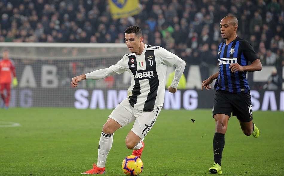  国际米兰创纪录连胜，提前锁定半程冠军  