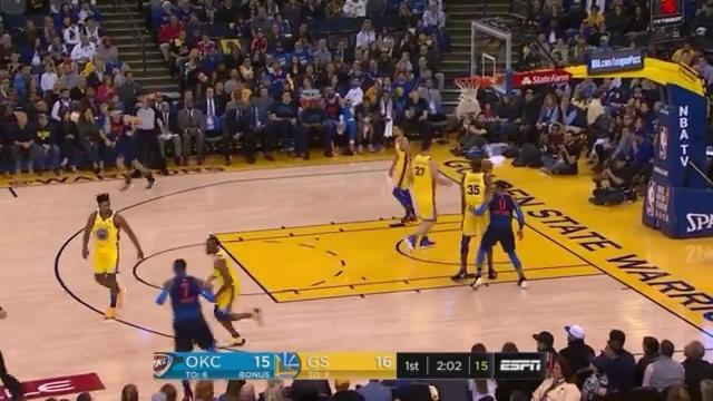  朗斯主场惨败大巴黎，防线问题暴露无遗  